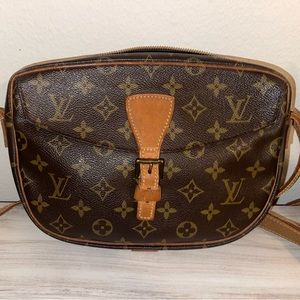 Louis Vuitton authentic Crossbody